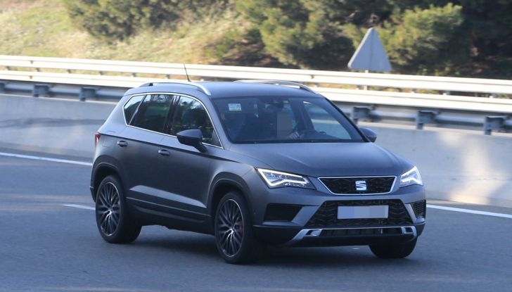 Seat Ateca Cupra, foto spia del SUV sportivo da 290 cavalli - Foto 2 di 10