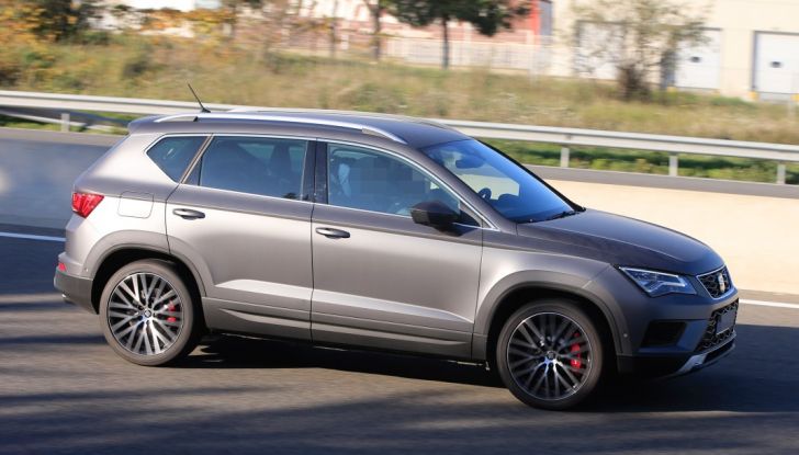 Seat Ateca Cupra, foto spia del SUV sportivo da 290 cavalli - Foto 5 di 10