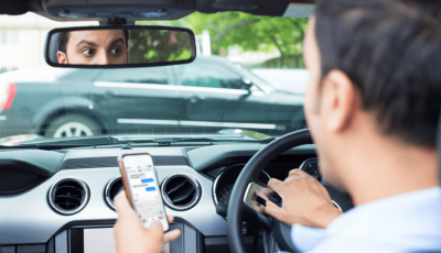 Polstrada: ritiro della patente a chi usa lo smartphone alla guida