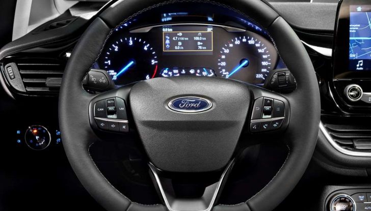 Ford Fiesta 2017 nuova generazione, volante.
