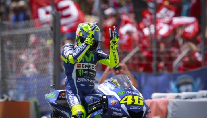 Risultati MotoGP 2016, Valencia: Lorenzo vince l’ultima gara della stagione, Rossi quarto - Foto 8 di 19