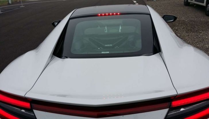 Nuova Honda NSX 2017.