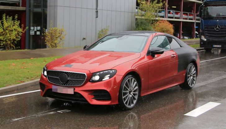 Mercedes Classe E Coupé, prime foto spia