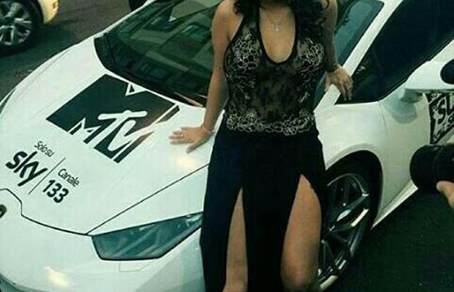 Chi è Elettra Miura Lamborghini: Super Shore, Supercars e Riccanza - Foto 30 di 34