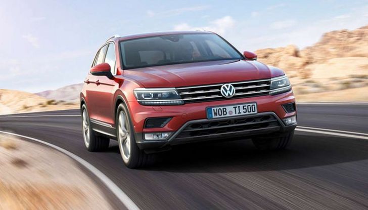 Nuova Volkswagen Tiguan, prova su strada della versione 1.6 TDI da 115 CV - Foto 19 di 24