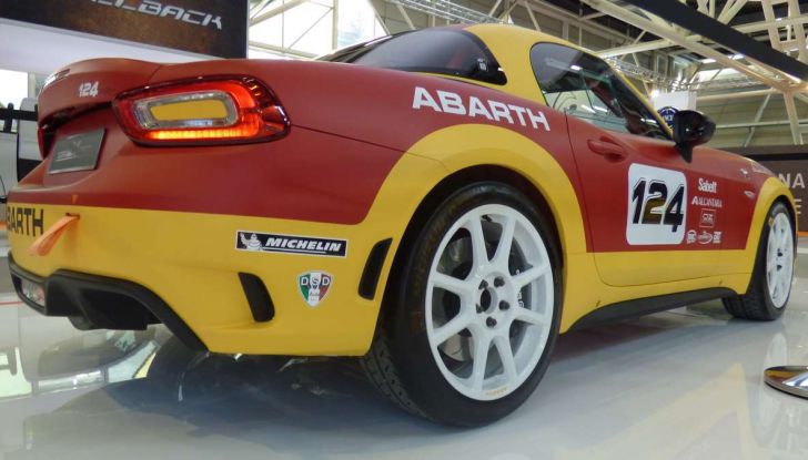 abarth 124 spider fianco bologna 2016