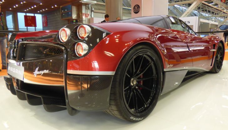 super-car-bologna-2016