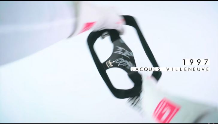 L’evoluzione del volante da Formula 1 raccontato in un video spettacolare - Foto 44 di 49