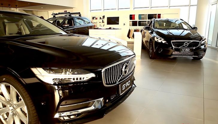 Prova su strada Volvo V40 Cross Country 2016 D2 con Volvo Selekt - Foto 9 di 22