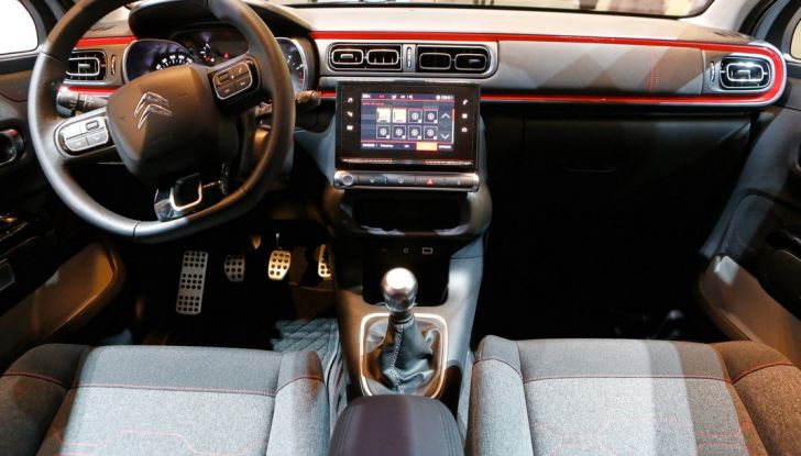 citroen c3 postazione di guida bologna 2016