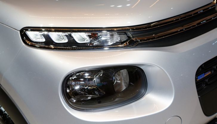 citroen c3 bologna 2016 fanali anteriori dettaglio