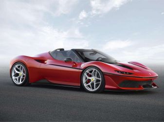 Ferrari J50: la fuoriserie V8 da 680CV in Giappone