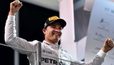 Clamoroso: Nico Rosberg si ritira dalla Formula 1 da campione!
