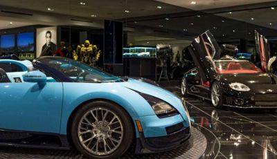 A Los Angeles una collezione di auto e moto (con villa inclusa) in vendita a 250 milioni di dollari