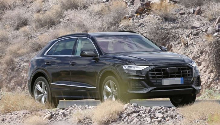 Audi Q8 2018, nuove foto spia del SUV tedesco - Foto 2 di 22