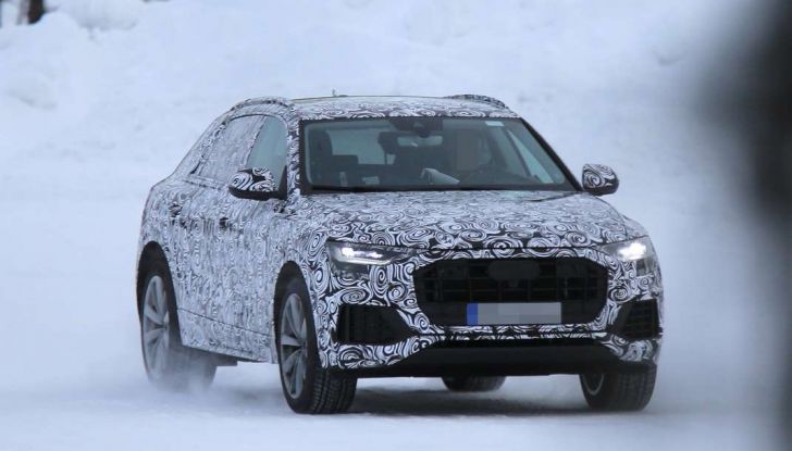Audi Q8 prime immagini spia