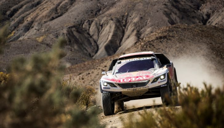 La Peugeot 3008DKR vittoriosa in una quarta tappa complicata - Foto 3 di 5