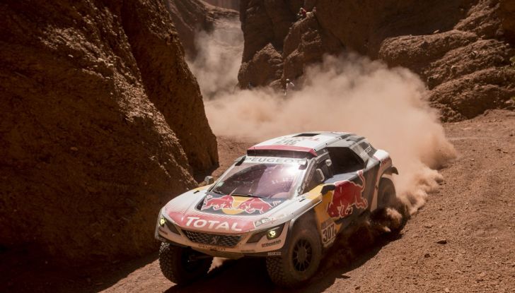 Le Peugeot 3008DKR al comando della Dakar - Foto 2 di 6