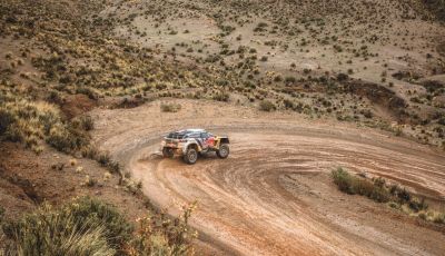 Peugeot monopolizza il podio provvisorio della Dakar