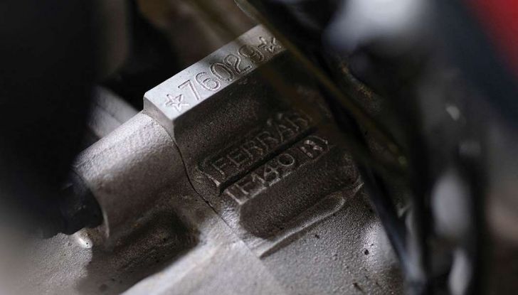 la ferrari enzo di tommy hilfiger finisce all'asta numero telaio F140