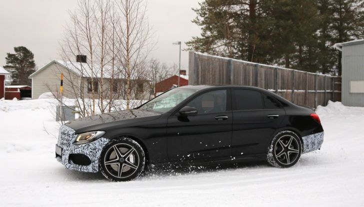 Mercedes AMG C43 4MATIC: facelift per il 2018 - Foto 12 di 16