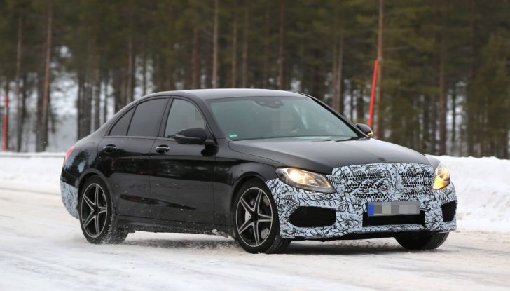 Mercedes AMG C43 4MATIC: facelift per il 2018 - Foto 3 di 16