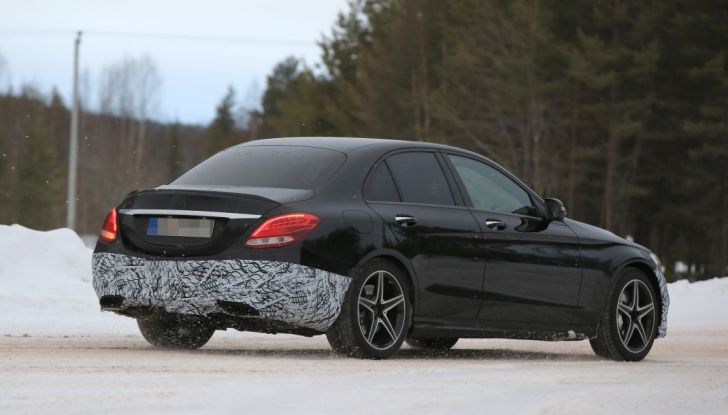 Mercedes AMG C43 4MATIC: facelift per il 2018 - Foto 7 di 16