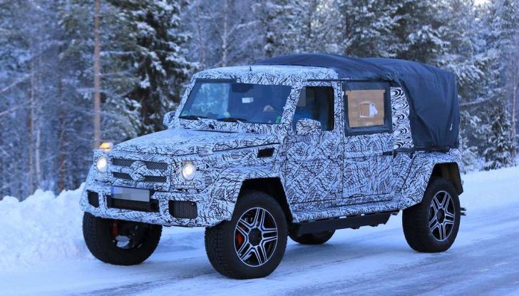 Mercedes Classe G500 4×4 Pickup prime immagini spia del prototipo - Foto 17 di 30