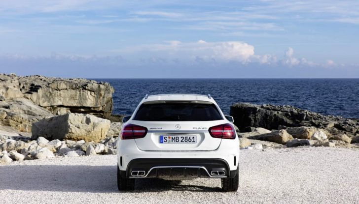 Mercedes GLA: motorizzazioni, allestimenti e dispositivi di sicurezza - Foto 14 di 30