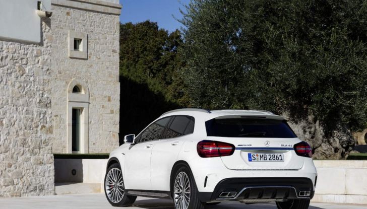 Mercedes GLA: motorizzazioni, allestimenti e dispositivi di sicurezza - Foto 15 di 30