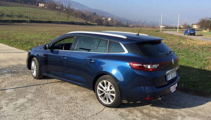 Renault Megane Sporter: test drive, dati tecnici e consumi - Foto 7 di 27