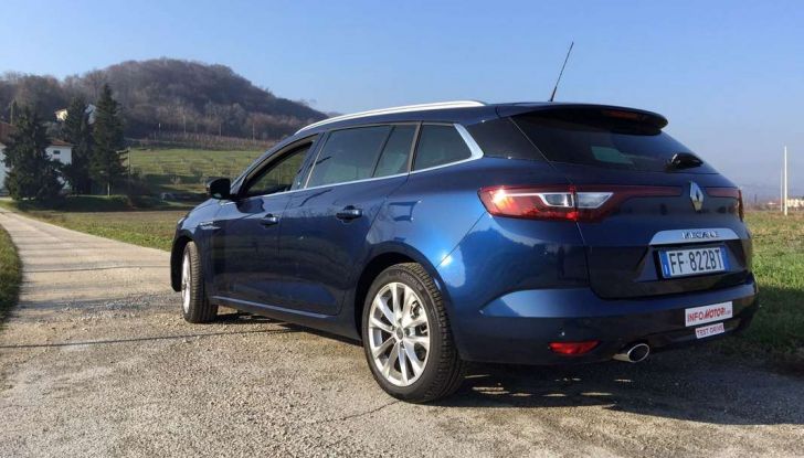 Renault Megane Sporter: test drive, dati tecnici e consumi - Foto 13 di 27