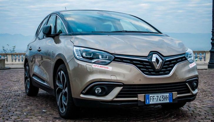 Renault Scenic 1.5 dCi 110 CV, prova su strada e impressioni di guida - Foto 2 di 30