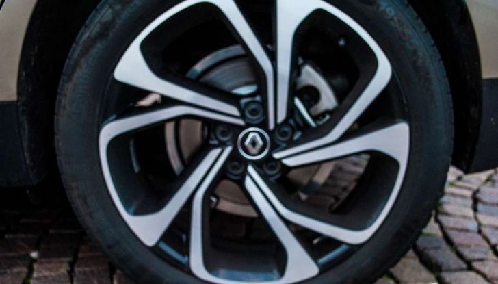 Renault Scenic 1.5 dCi 110 CV, prova su strada e impressioni di guida - Foto 19 di 30