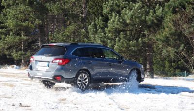 Guidare sulla neve, consigli e informazioni utili