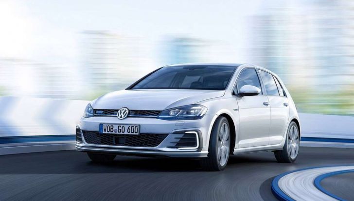 Volkswagen Golf 1600 GTI 110 CV 5P a 199 euro (1)