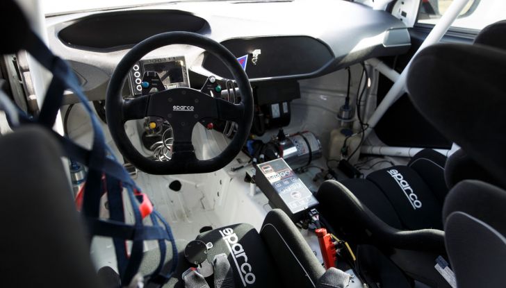 Consegnata la prima Peugeot 308 Racing Cup - Foto 8 di 12