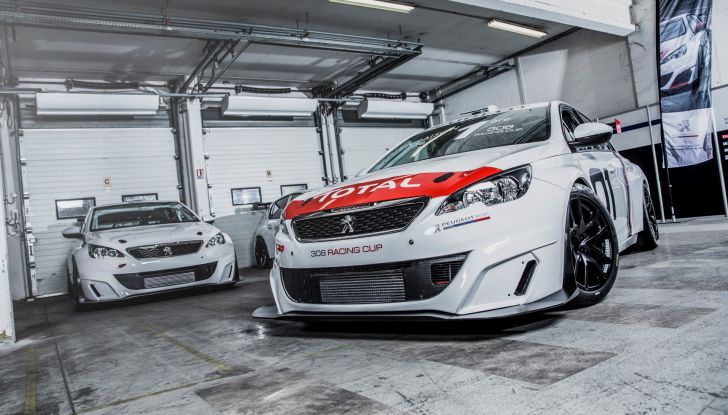 Consegnata la prima Peugeot 308 Racing Cup - Foto 2 di 12