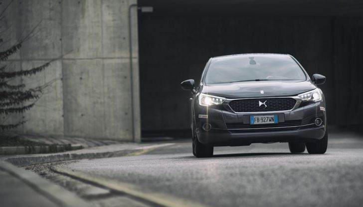 La nostra prova della nuova DS4 1.6 da 211C: dinamica e versatile - Foto 2 di 15