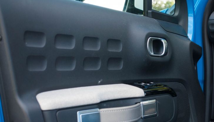 citroen C3 2017 sportello lato interno
