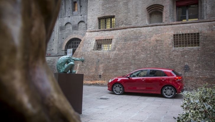 Kia Rio 2017, la prova su strada: tutta nuova, dallo stile ai motori - Foto 1 di 18