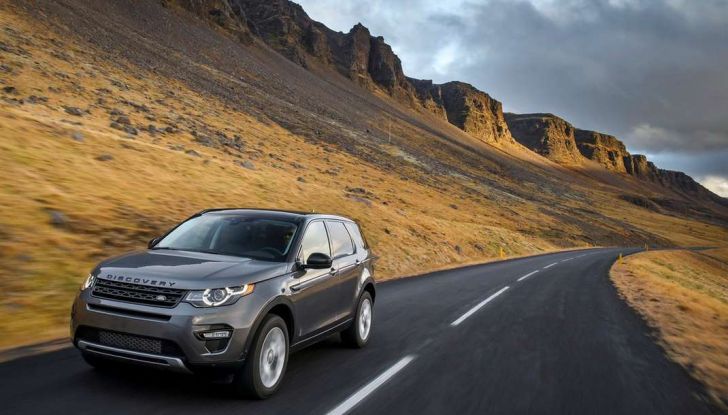 Land Rover Discovery Sport fa ancora arrabbiare i clienti con navigatore e rumorini - Foto 11 di 13