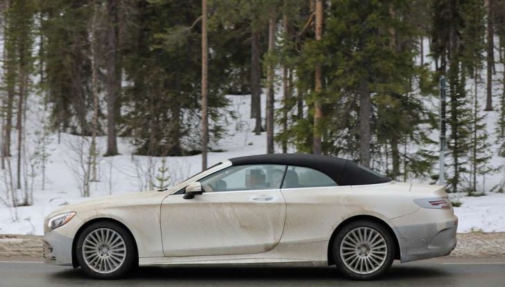 Mercedes Classe S Cabrio restyling, foto spia, fiancata.