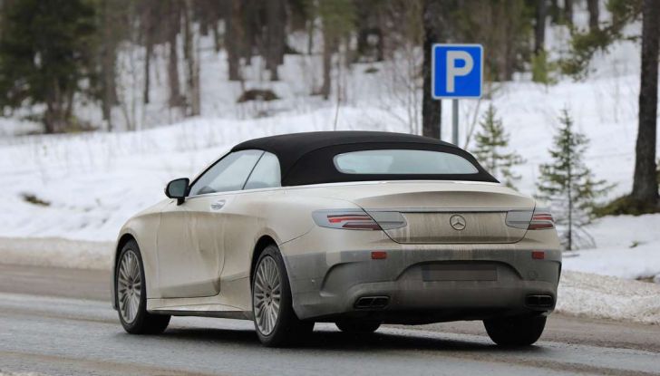 Mercedes Classe S Cabrio restyling, foto spia, 3/4 posteriore laterale.