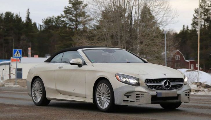 Mercedes Classe S Cabrio restyling, foto spia, 3/4 laterale anteriore destro.