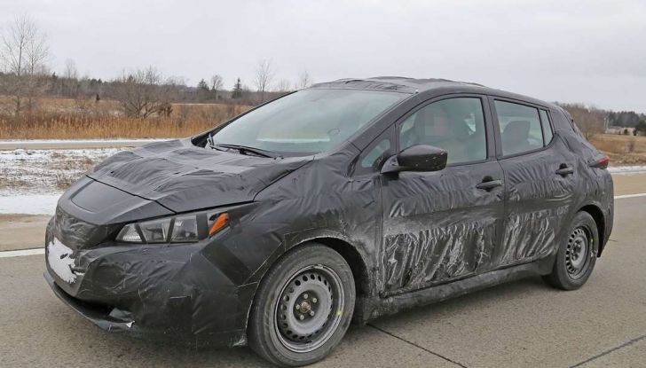 Nuova Nissan Leaf 2018, foto spia