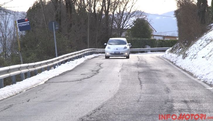 Nissan Leaf, prova su strada di montagna.