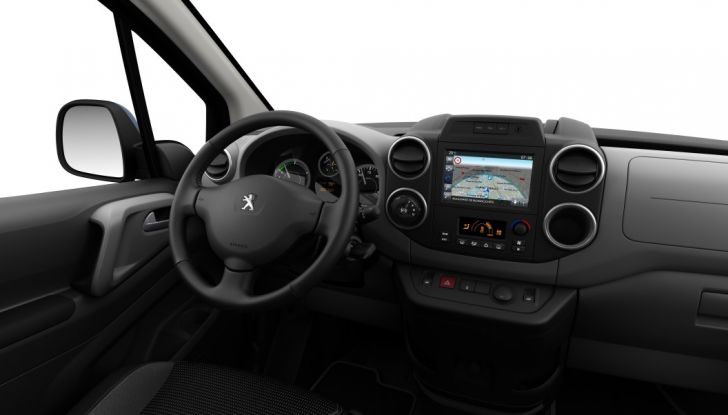 Nuovo Peugeot Partner Tepee Electric: In città senza far rumore - Foto 8 di 17