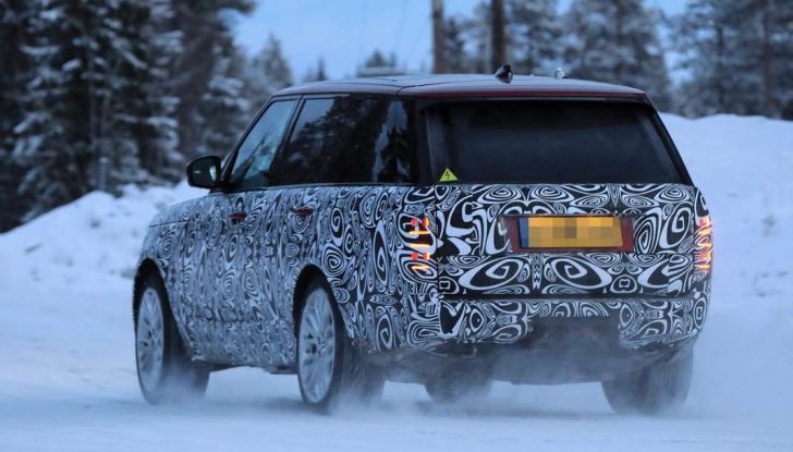 Range Rover Facelift, prime immagini spia del MY2018 - Foto 17 di 18