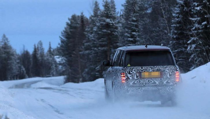 Range Rover Facelift, prime immagini spia del MY2018 - Foto 18 di 18
